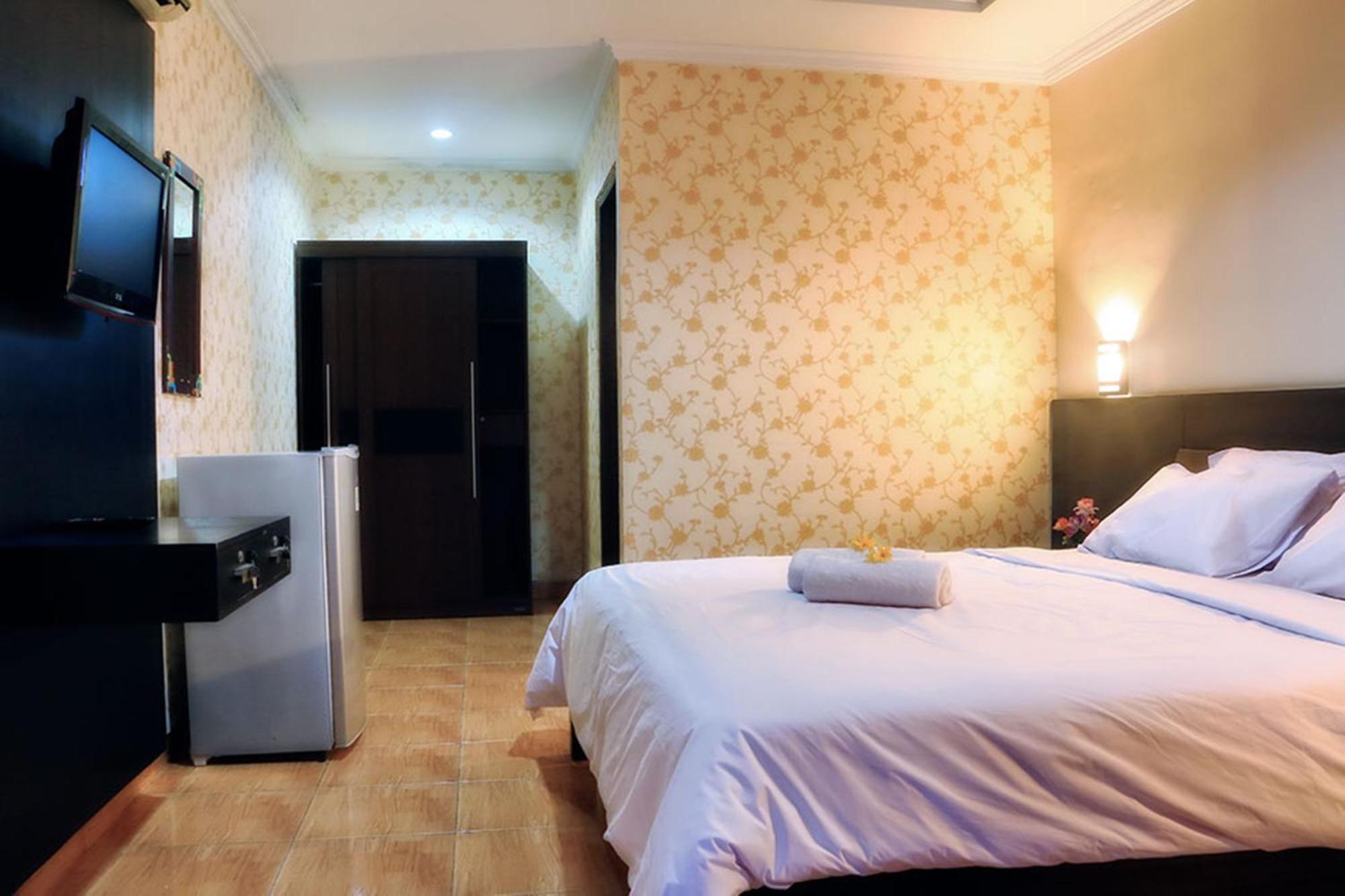 Agus Beach Inn Kuta Lombok Eksteriør billede