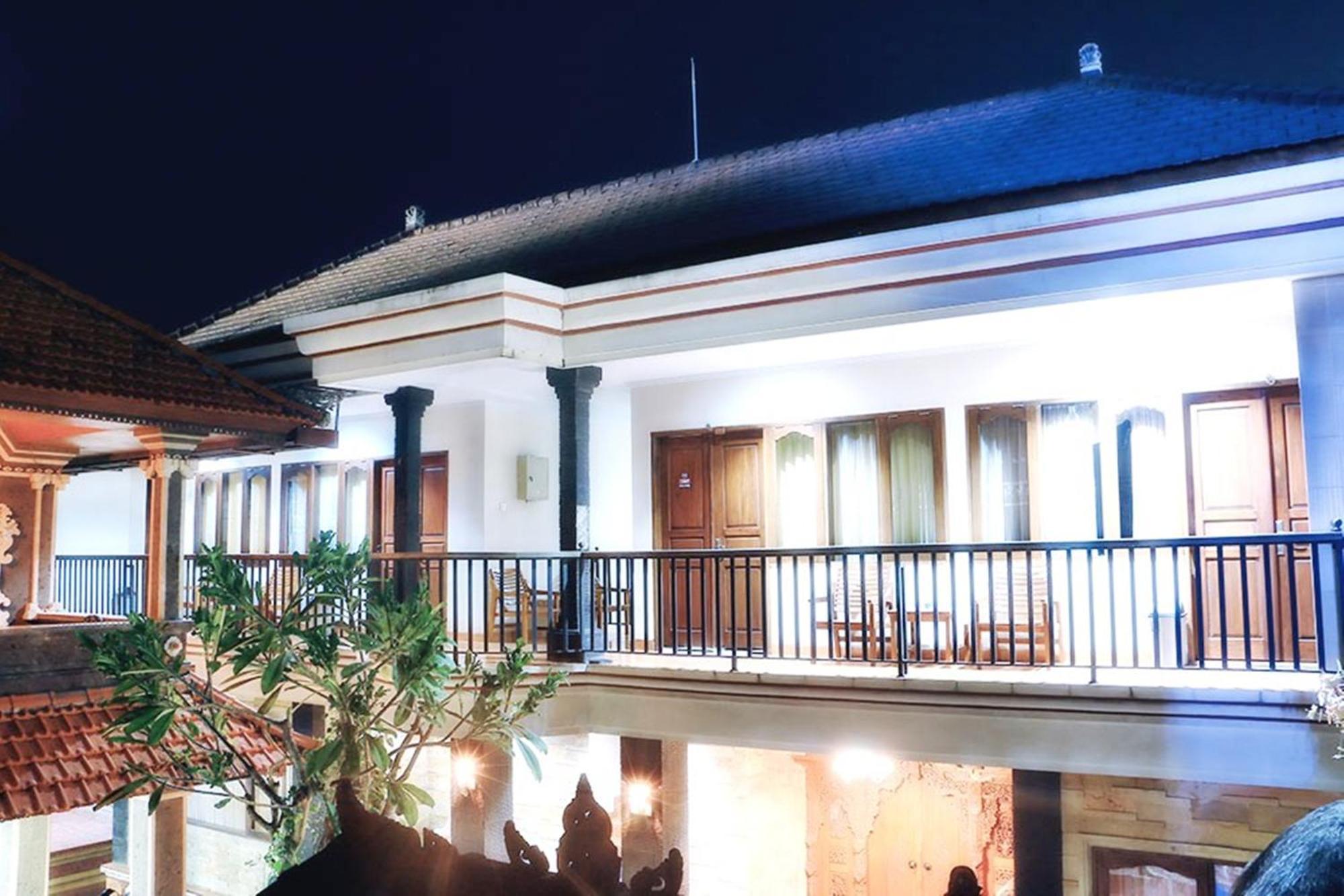 Agus Beach Inn Kuta Lombok Eksteriør billede