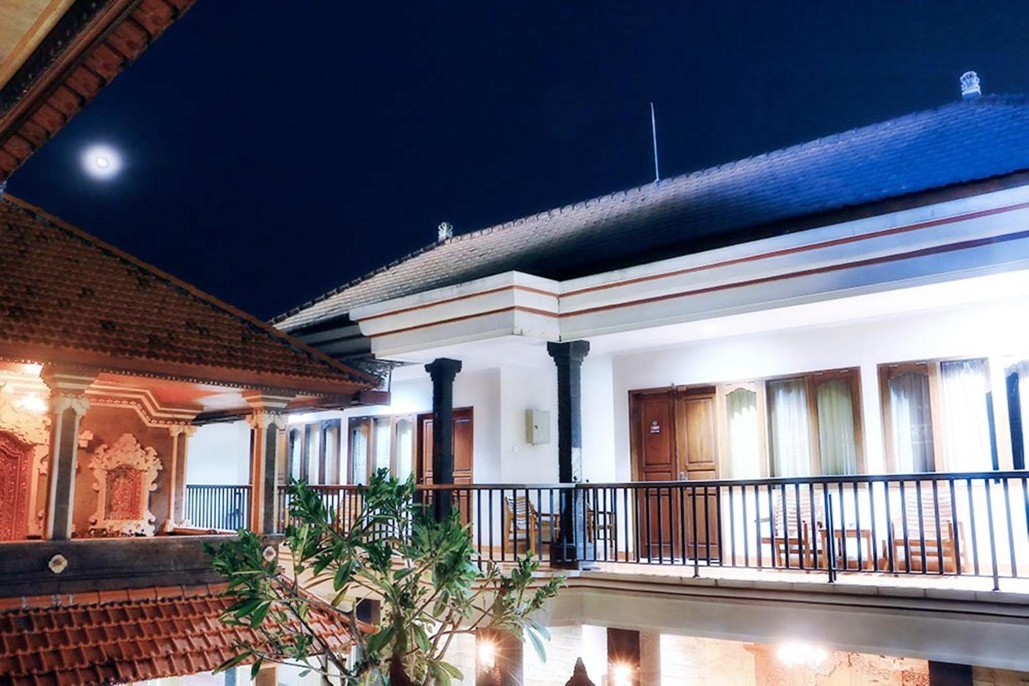 Agus Beach Inn Kuta Lombok Eksteriør billede
